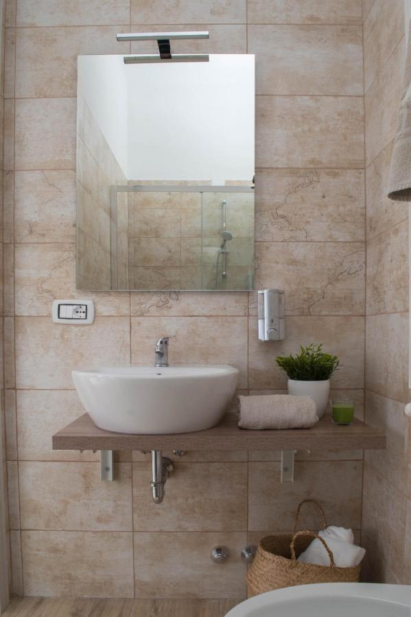Tiber Rooms Testaccio Rome Buitenkant foto